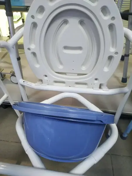 Toilet chair ST non-adjustable TM Omega